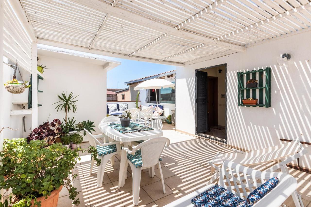 Appartamento delizioso attico a 500 metri dal mare Avola Esterno foto