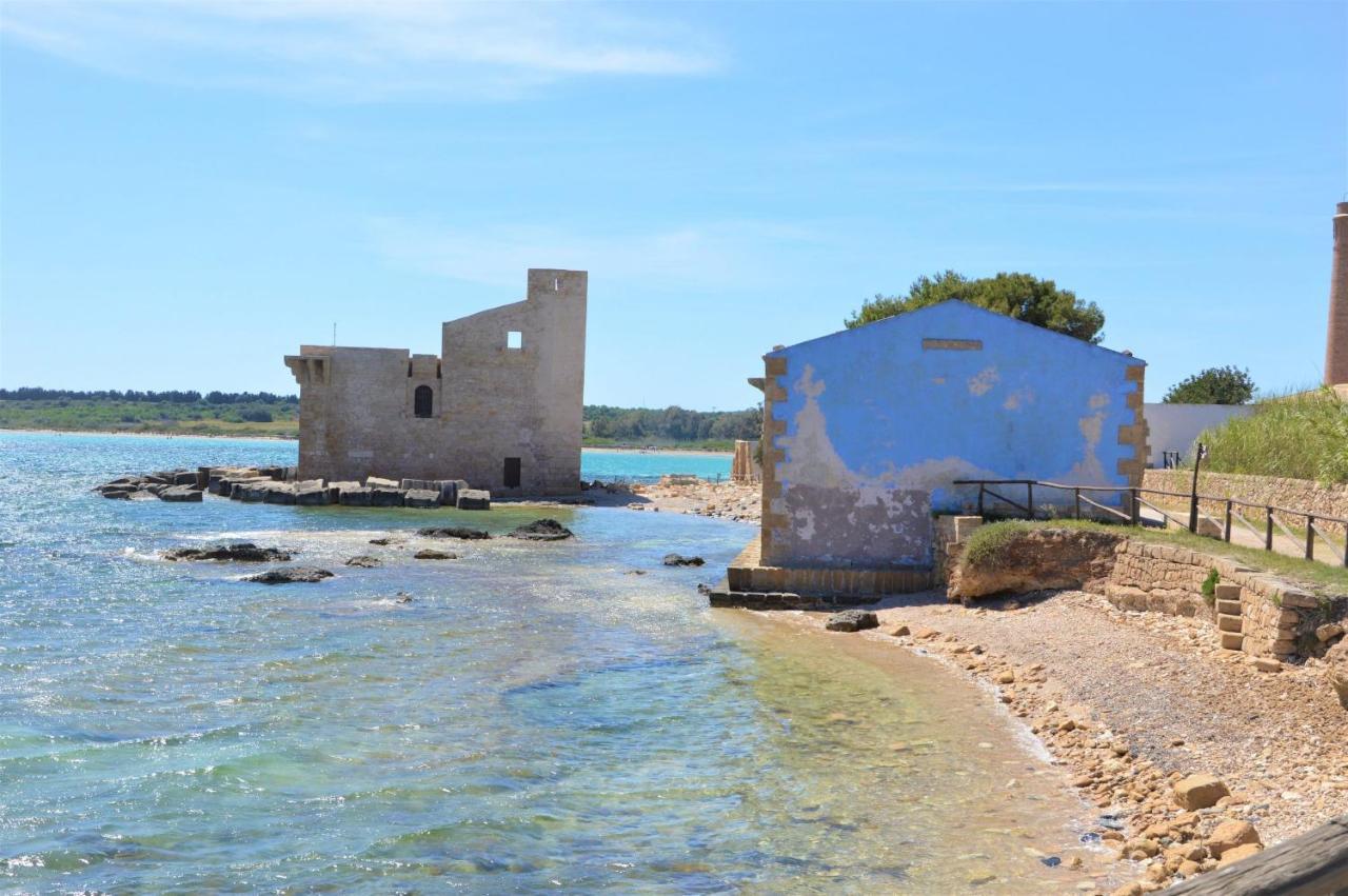 Appartamento delizioso attico a 500 metri dal mare Avola Esterno foto